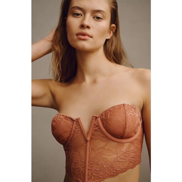 By Anthropologie Floral Lace Underwire Bustier Bra in Raspberry Size S NWT $68 - Picture 2 of 8